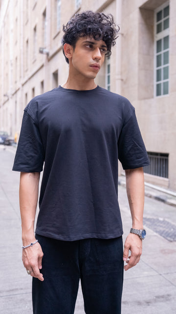 Liquid Grip Oversized Tee  in Black