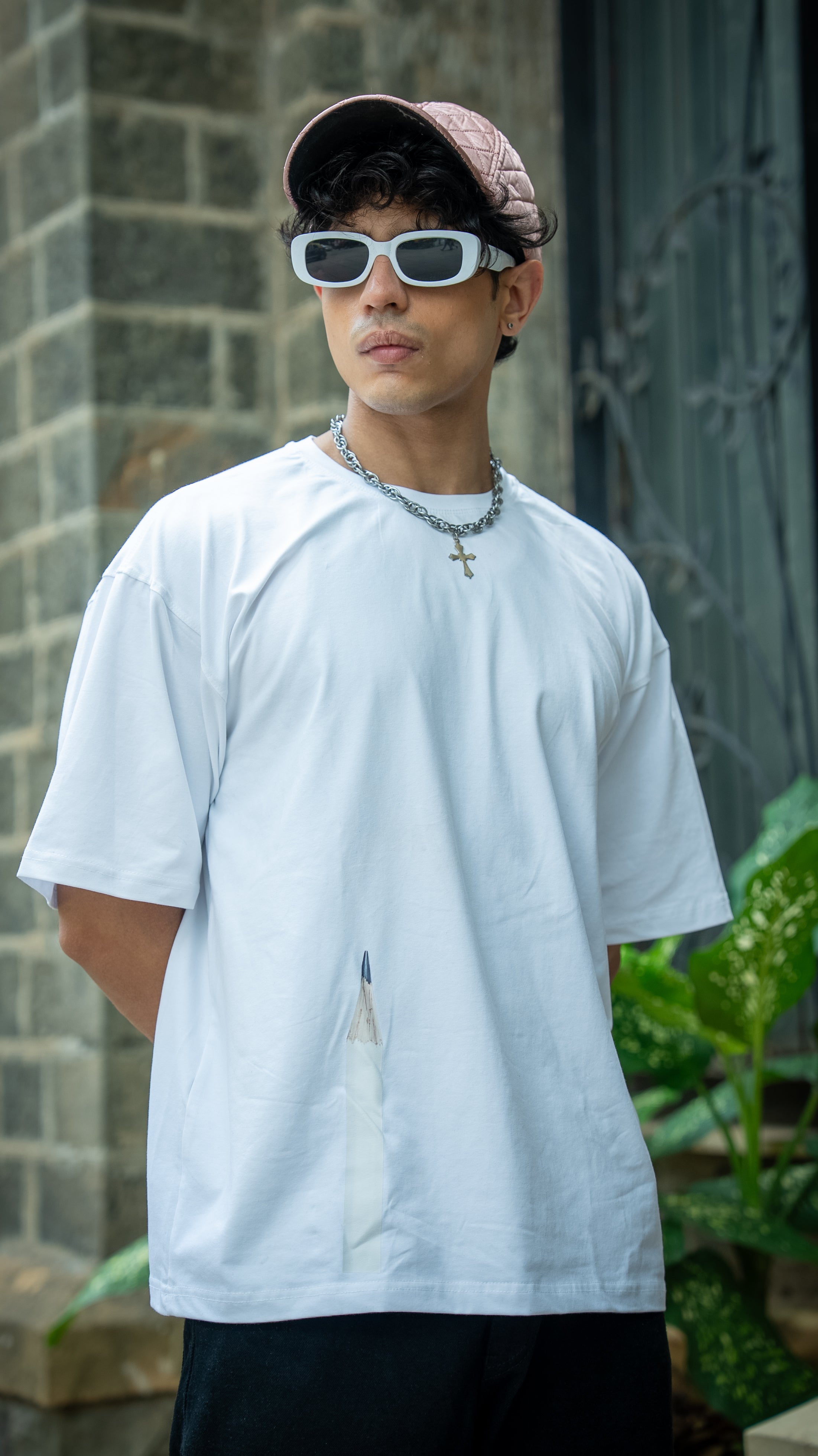 Pencil Point Oversized T in white