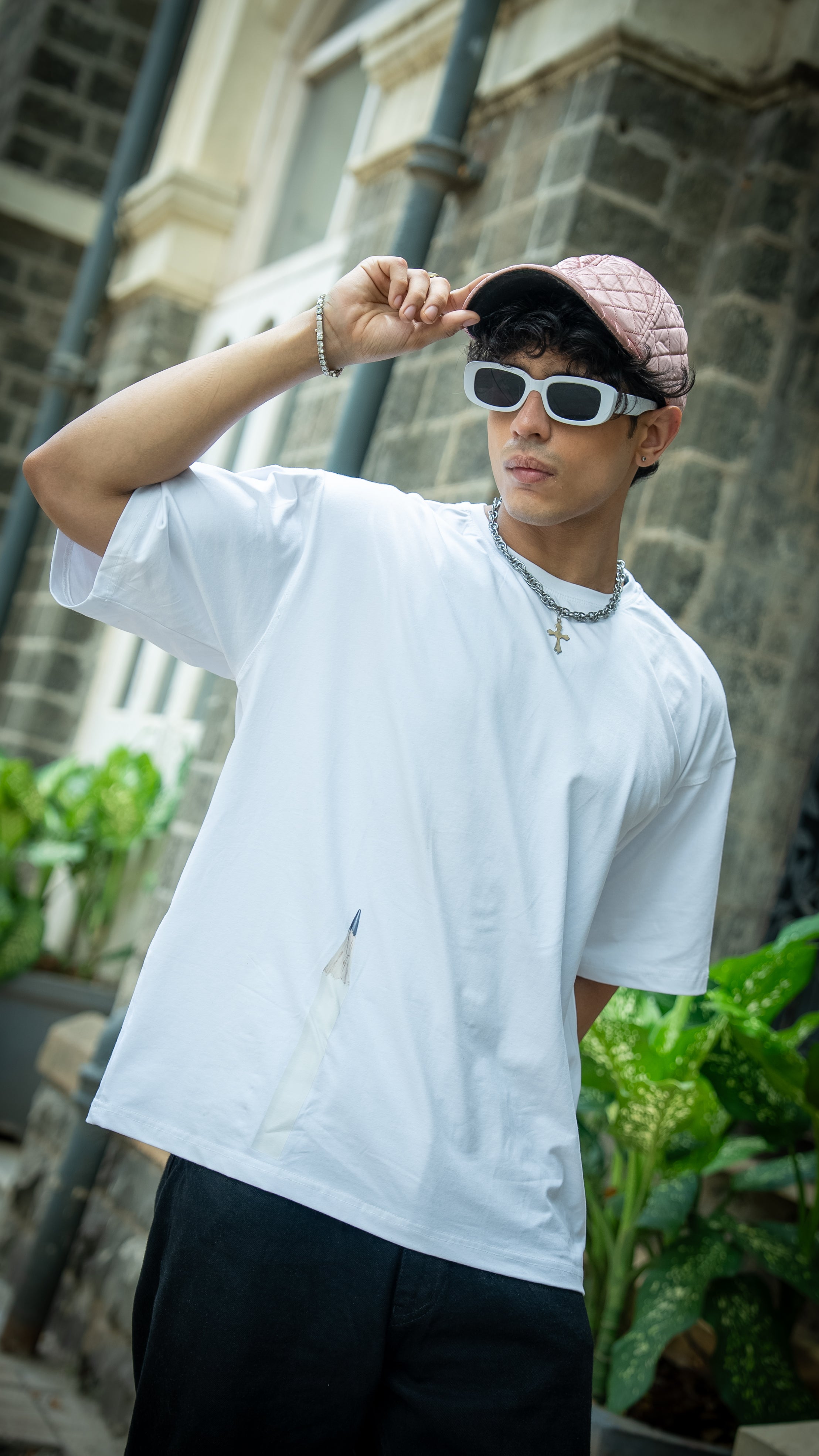 Pencil Point Oversized T in white